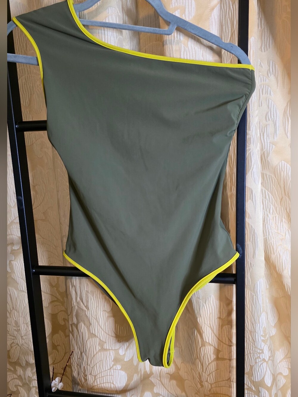 Miraclesuit TOUCHE ONE PIECE One Shoulder Size Medium